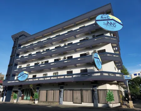 The Inns Bacolod by the Oriental Отели в г. Западный Негрос