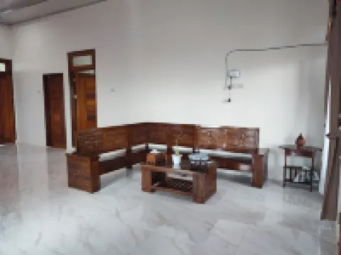 Marlin Homestay 2Br Samosir Hotel di Simarmata