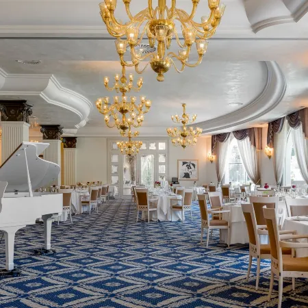 Palace Hotel
