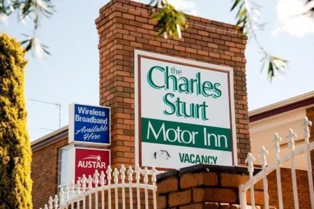 Charles Sturt Motor Inn