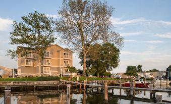 Anchored Inn at Hidden Harbor