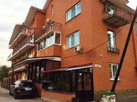 Отель «12 месяцев»