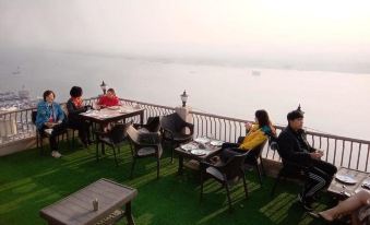 Hotel Sita Palace on Heritage Ghats of Benaras