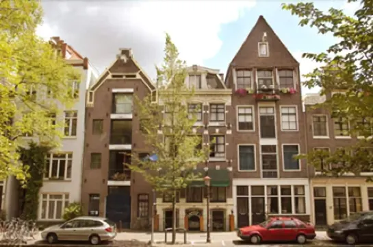 Rembrandtplein Bed & Breakfast