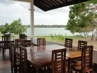 Hotel Naaval - parking