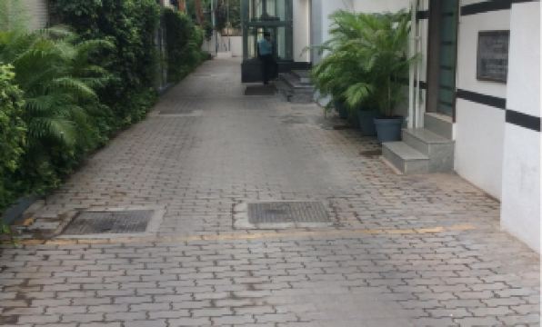 The Lotus Apartment Hotel, Burkit Road