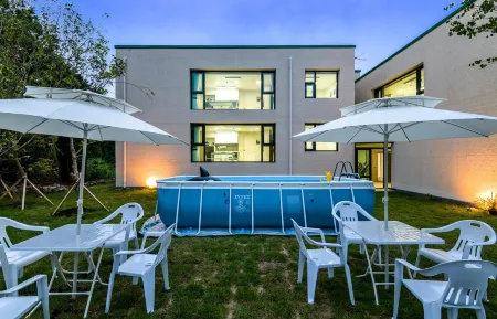 Because I Like Jeju Отели рядом с достопримечательностью «Geomunoreum»