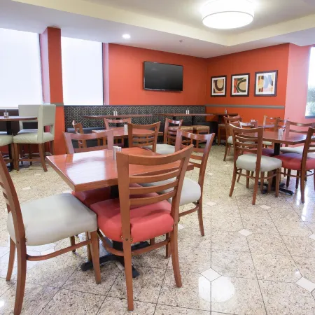 Drury Inn & Suites Joplin