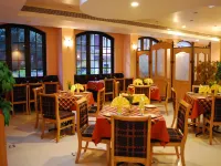 The Menino Regency Hotel