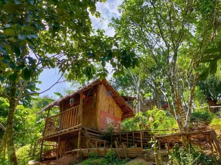 辛加隆自然營地山酒店