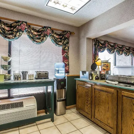 Quality Inn & Suites Mt Chalet