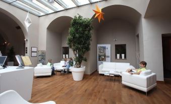 3. Hotel Zl..