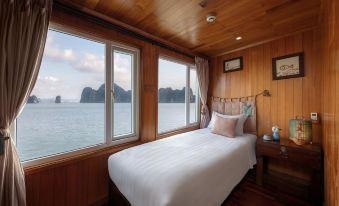 Secret Halong Cruise