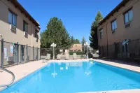 Sagebrush Inn & Suites - Pools