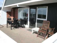 "Sys" - 500m from the Sea - Hot Tub