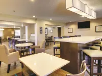 La Quinta Inn & Suites by Wyndham Carlsbad - Legoland Area