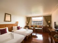 The Imperial River House Resort, Chiang Rai Hotels near Wat Huay Pla Kang
