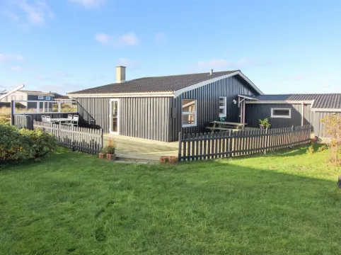 "Vili" - 441m from the Sea