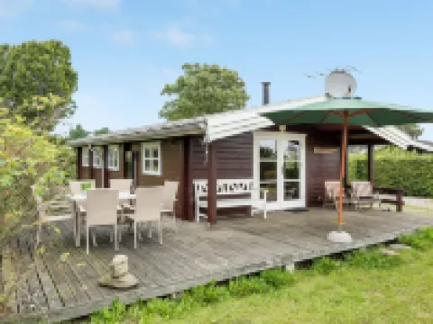 "Gudmunde" - 200m from the Sea Hotels in Augustenborg
