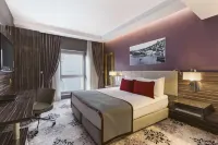 Ramada Plaza by Wyndham Izmit Hôtels à : Yahyakaptan Mahallesi