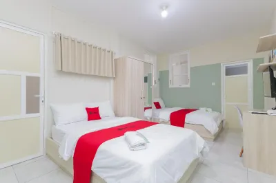 RedDoorz Syariah Near Gor Bung Karno Nganjuk Các khách sạn ở Nganjuk Sub-District