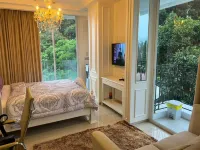 Art Deco Apartemen Edelweis 2Br Jacuzzi by Gps