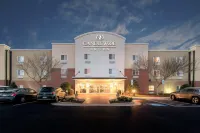 Candlewood Suites 落基山