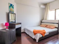 Rix Apartments Hotels in Кіренія