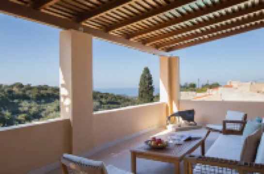 Mr & MRS Smith Kapsaliana Village Hotel