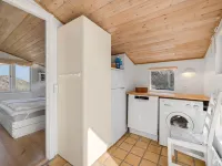 "Vina" - 200m to the Fjord