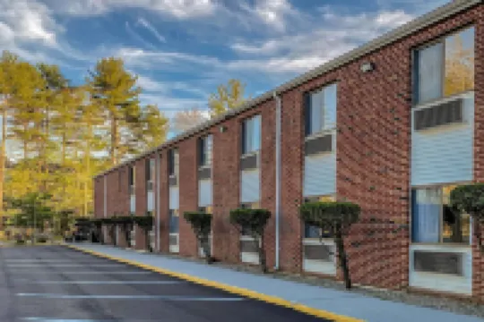 Days Inn by Wyndham Brunswick Bath Area Các khách sạn ở 