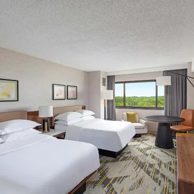 Sheraton Edison Hotels near BAPS Shri Swaminarayan Mandir, Edison