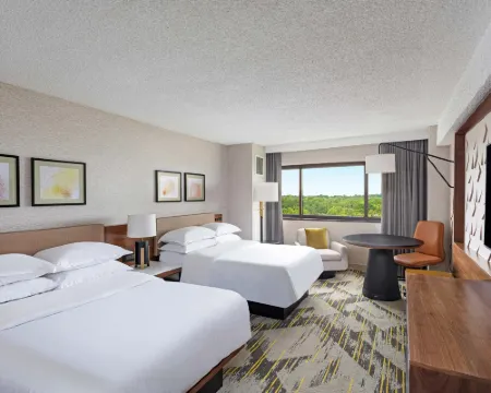 Sheraton Edison Hotels in Edison