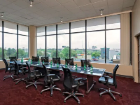 เบสท์เวสเทิร์นพลัส โฮเทลแอนด์คอนเฟอเรนซ์เซ็นเตอร์ โรงแรมในบัลติมอร์