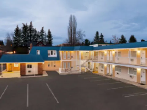 Travelodge by Wyndham Quesnel Hotels in Quesnel