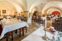 Schlosshotel Klaffenbach - فطور