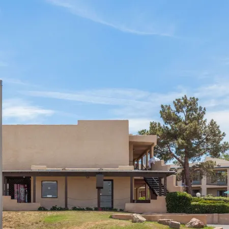 Super 8 by Wyndham Barstow