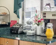 Econo Lodge Elkhart North - Bữa sáng