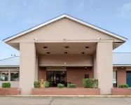 Motel 6 Greenwood, MS