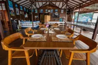 Noah Maratua Resort Hotels in Teluk Harapan