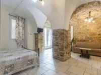 Cantina Hotels in Terzorio