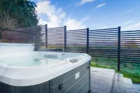 Rachel's Farm Luxury Escapes with Hot Tubs - Hot Tub