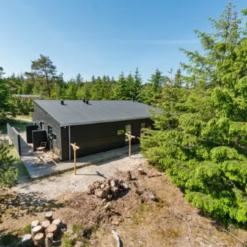 "Gunnor" - 1.3km from the Sea