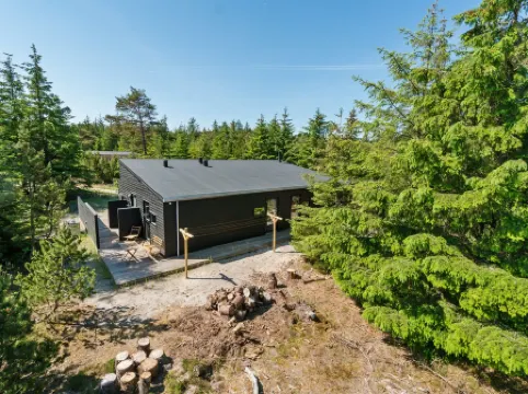 "Gunnor" - 1.3km from the Sea