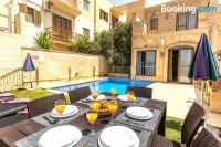 Ta Lucija 2 Bedroom Villa with Private Pool