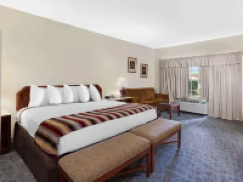 Days Inn by Wyndham Natchez Hotels in Adams County