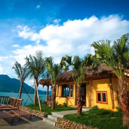Mai Chau Hideaway Lake Resort