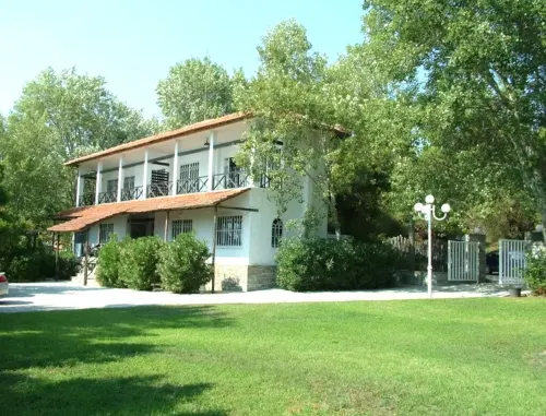 Spacious Maisonette on the eu Blue Beach of Kalogria in Sithonia, Greece Num1