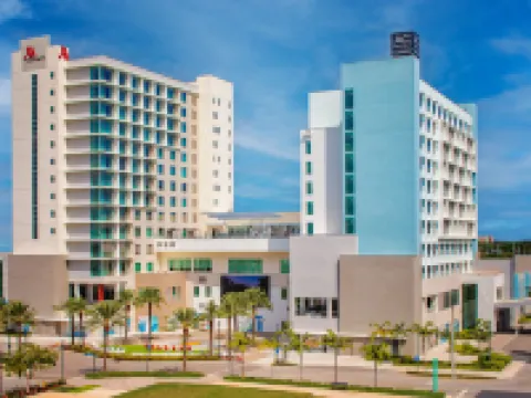 AC ホテル バイ マリオット フォート ローダーデール エアポート デイニアのホテル