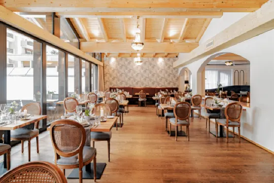 Le Mirabeau Resort & Spa